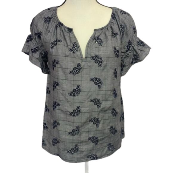 Ann Taylor Black & White V Neck Short Puff Sleeve Cut Out Top Size XS #0819 - Picture 1 of 9